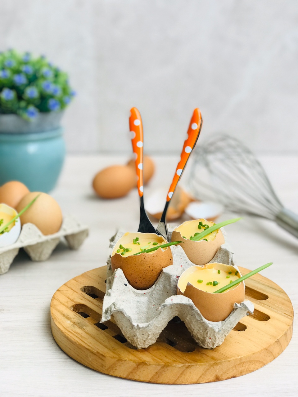 Vanilla Custard Eggs in Eggshells Food Thinkers